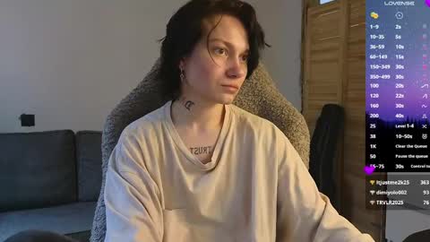 esajukyy online show from 03/29/26, 09:09