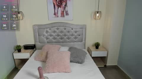 Escarlet online show from 01/16/26, 01:48