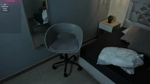 Escarlet online show from 02/25/26, 11:42