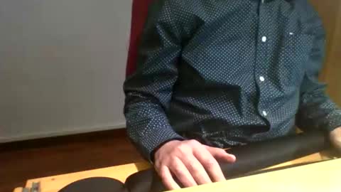 esclavo_hot online show from 04/15/26, 05:20