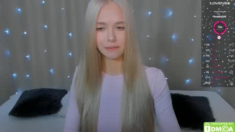 Megan and Brad online show from 12/04/25, 05:06