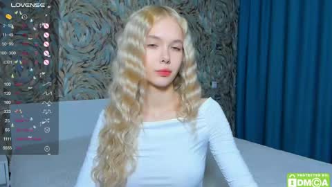 Megan and Brad online show from 04/11/26, 01:37