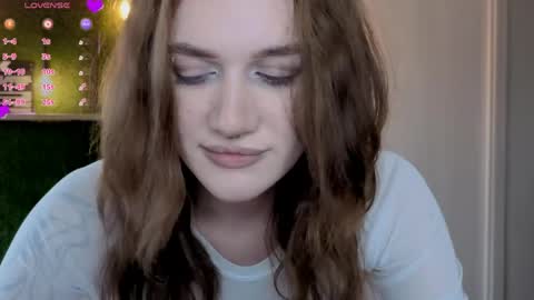 EshleGreen online show from 04/11/26, 02:32