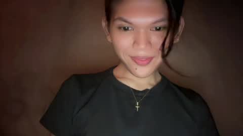 Snapshot of esilchan chatting on 05/16/26, 12:48 Chelliane online show from 05/16/26, 12:48