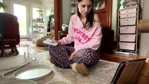 Snapshot of esimaralda chatting on 05/23/26, 04:11 esimaralda online show from 05/23/26, 04:11