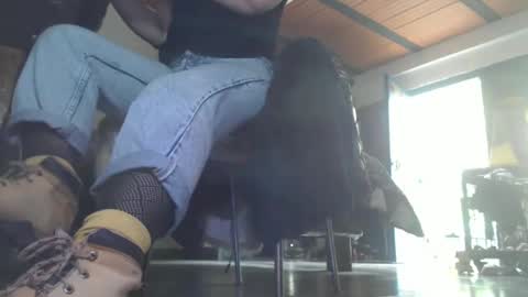 Eskela911 online show from 02/03/25, 04:31