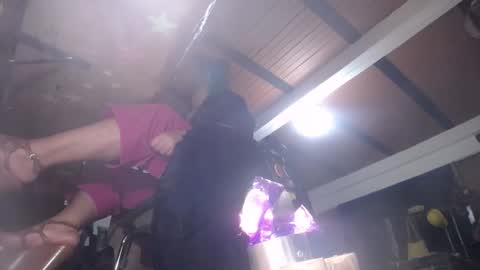 Eskela911 online show from 02/26/25, 02:15