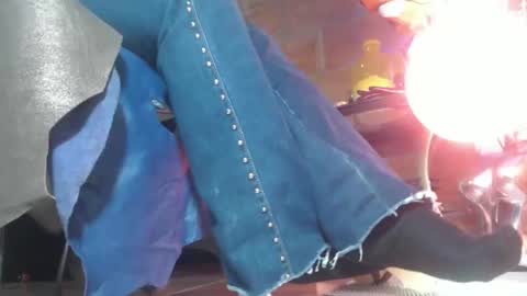 Snapshot of eskelaswd chatting on 02/24/26, 12:52 Eskela911 online show from 02/24/26, 12:52