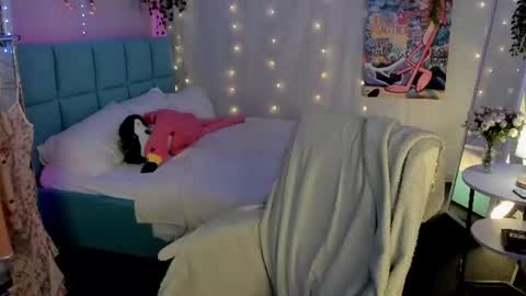 Esme Runn online show from 06/27/26, 03:11