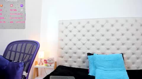 esmeralda  online show from 02/16/26, 12:45