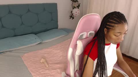 esmeralda_bk online show from 02/04/25, 02:32