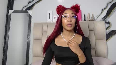 esmeralda_bk online show from 11/27/25, 10:23