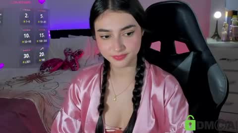 Snapshot of esmeralda_le chatting on 05/22/26, 11:10 Esmeralda online show from 05/22/26, 11:10
