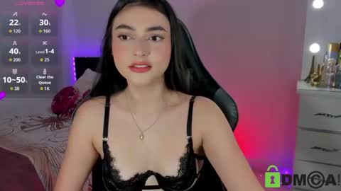 Esmeralda online show from 06/12/26, 12:26
