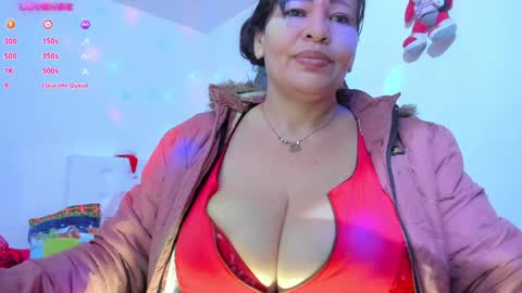 esme online show from 12/19/24, 09:17