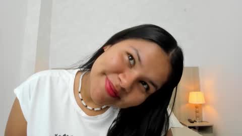 Esmeralda online show from 02/27/26, 07:58