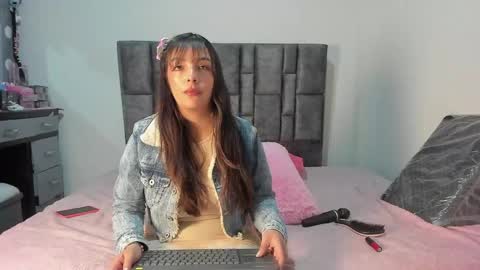 Perla online show from 04/12/26, 10:26