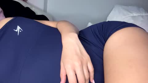 Snapshot of esmeraldalindsey chatting on 02/05/25, 03:02 ESMERALDA online show from 02/05/25, 03:02