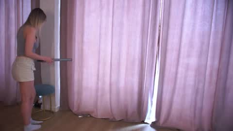 How was your Christmas online show from 04/11/26, 04:28