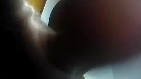 esneyderhenao20 online show from 01/21/25, 04:10