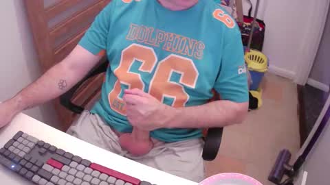 Morph online show from 10/19/25, 07:14