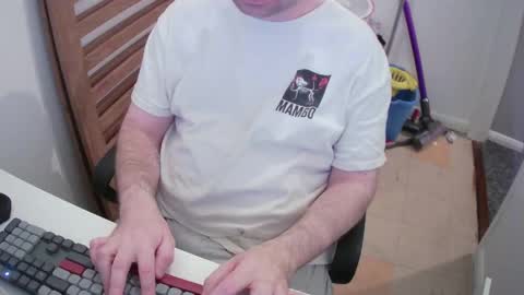 Morph online show from 04/12/26, 07:41