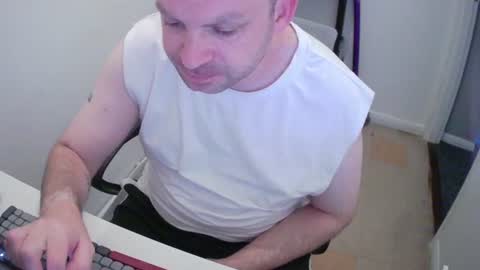 Snapshot of essex_wild chatting on 06/20/26, 07:16 Morph online show from 06/20/26, 07:16