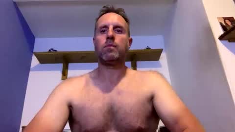 essexboy75 online show from 10/25/25, 12:18
