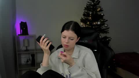 Snapshot of este_ria chatting on 12/22/24, 01:55 esteria online show from 12/22/24, 01:55