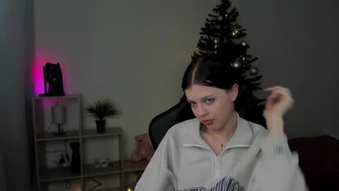 Snapshot of este_ria chatting on 12/22/24, 05:01 esteria online show from 12/22/24, 05:01