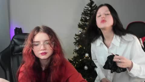 Snapshot of este_ria chatting on 12/24/24, 12:11 esteria online show from 12/24/24, 12:11