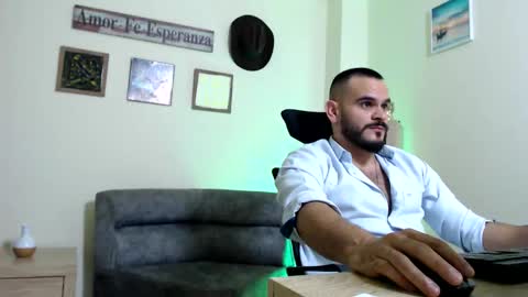 Esteban Fernandez online show from 03/16/26, 07:45