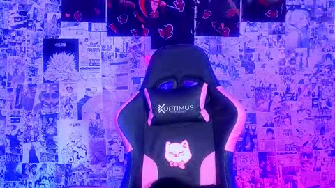 Esteban independent model online show from 03/16/26, 12:53