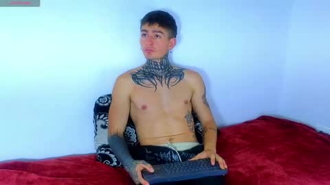 Esteban independent model online show from 05/02/26, 02:00