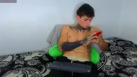 Esteban independent model online show from 07/15/26, 08:14
