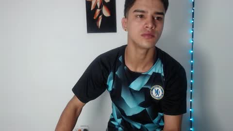 Snapshot of estebanjm22 chatting on 03/31/26, 10:59 Esteban online show from 03/31/26, 10:59