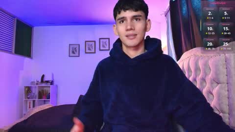 Esteban online show from 11/18/25, 11:03