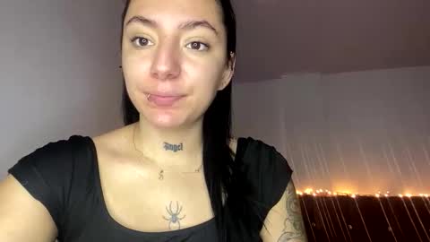 estefa1 online show from 03/03/26, 06:25