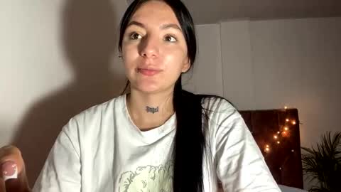 estefa1 online show from 04/03/26, 06:33