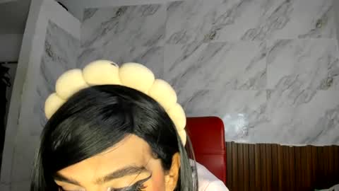 Snapshot of estefani_robles chatting on 07/12/26, 11:29 estefani robles online show from 07/12/26, 11:29