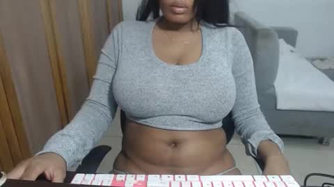 estefania_starlovee online show from 01/18/26, 11:08