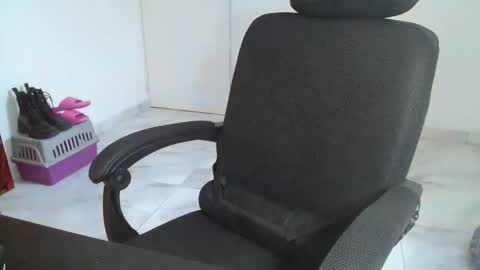Snapshot of estefania_starlovee chatting on 03/24/26, 10:37 estefania_starlovee online show from 03/24/26, 10:37