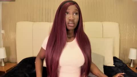 estefany online show from 02/17/26, 03:58