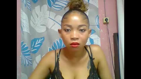 estelah20 online show from 02/01/26, 05:39