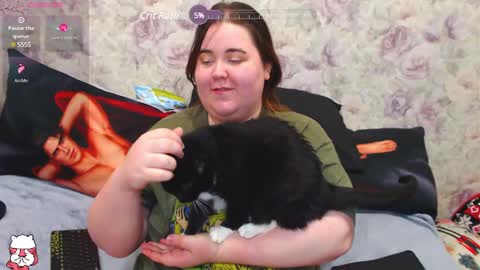 estelle_hicks online show from 02/26/25, 11:15