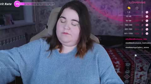 estelle_hicks online show from 12/04/25, 06:27