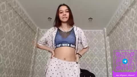 Snapshot of estellekirbo chatting on 03/06/26, 11:17 estellekirbo online show from 03/06/26, 11:17
