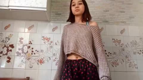 Snapshot of estellekirbo chatting on 03/19/26, 01:15 estellekirbo online show from 03/19/26, 01:15
