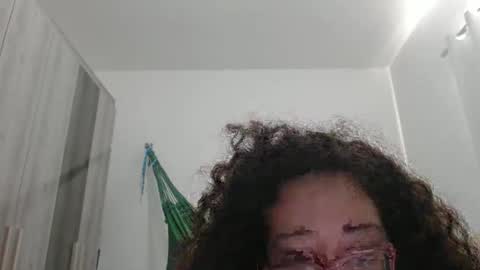 Snapshot of esteralcantara chatting on 02/20/26, 05:35 esteralcantara online show from 02/20/26, 05:35