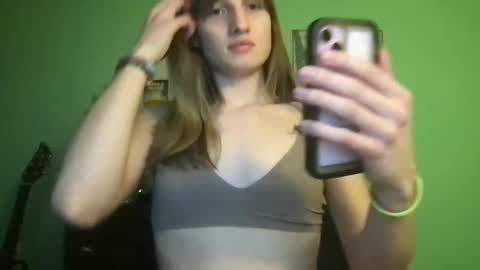 Snapshot of esthergreyplus chatting on 01/25/25, 02:15 Esther Grey online show from 01/25/25, 02:15